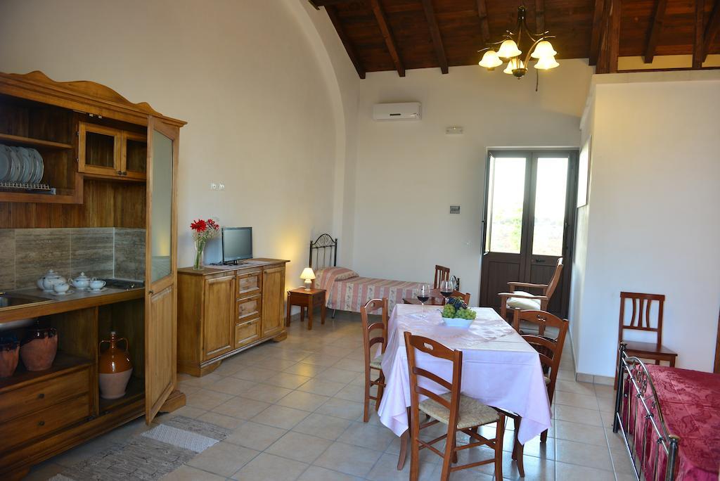 Masseria Sucea Martano Cameră foto